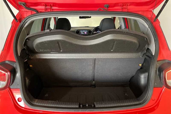 Used Hyundai i10 2019 for sale - 76229641: Photo 24