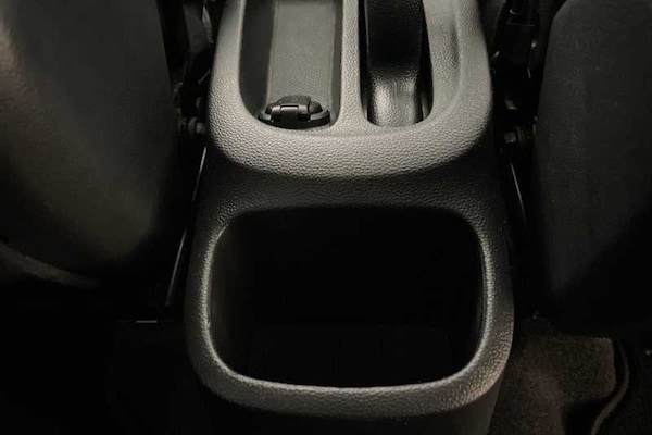 Used Hyundai i10 2019 for sale - 76229641: Photo 35