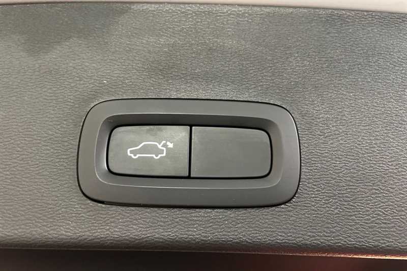 Used Volvo XC40 2020 for sale - 77471173: Photo 39