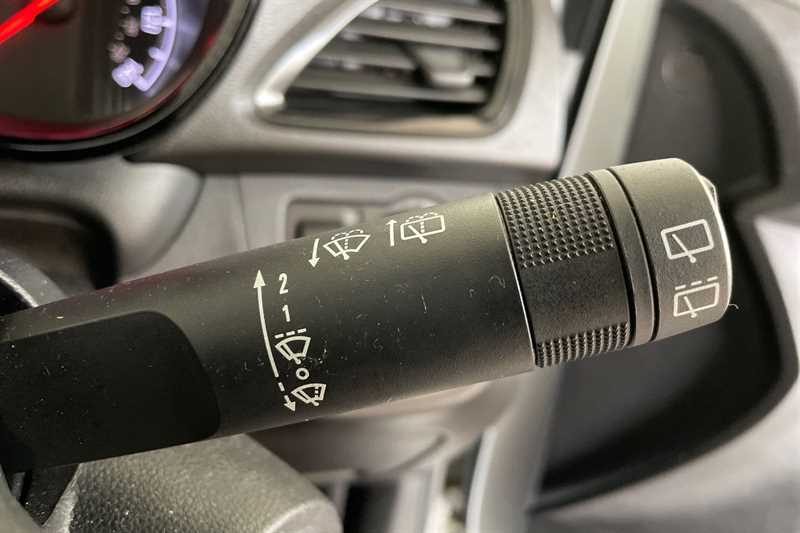 Used Vauxhall Viva 2015 for sale - 77960278: Photo 26