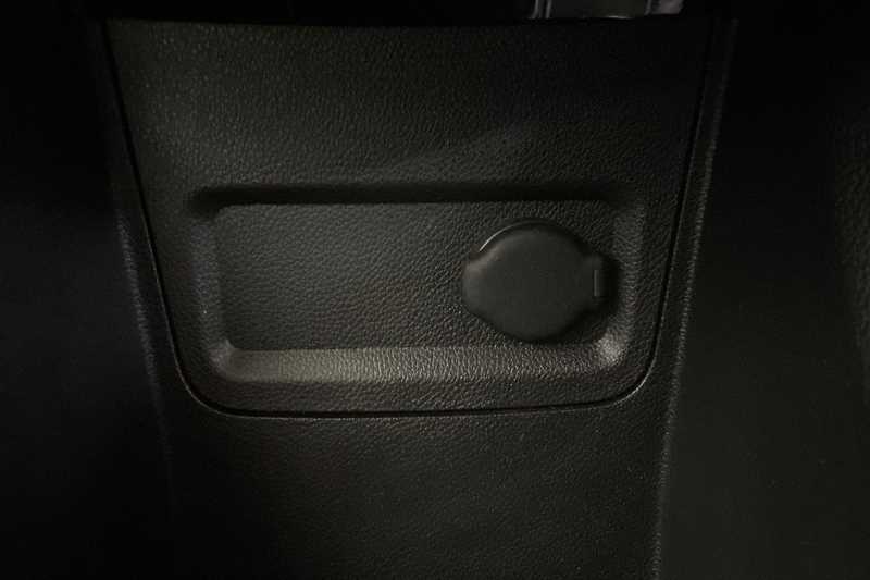 Used Vauxhall Viva 2015 for sale - 77960278: Photo 28