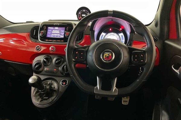 Used Abarth 595 2018 for sale - 76229639: Photo 10