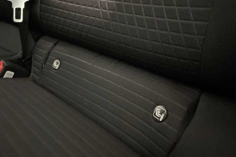 Vehicle 33