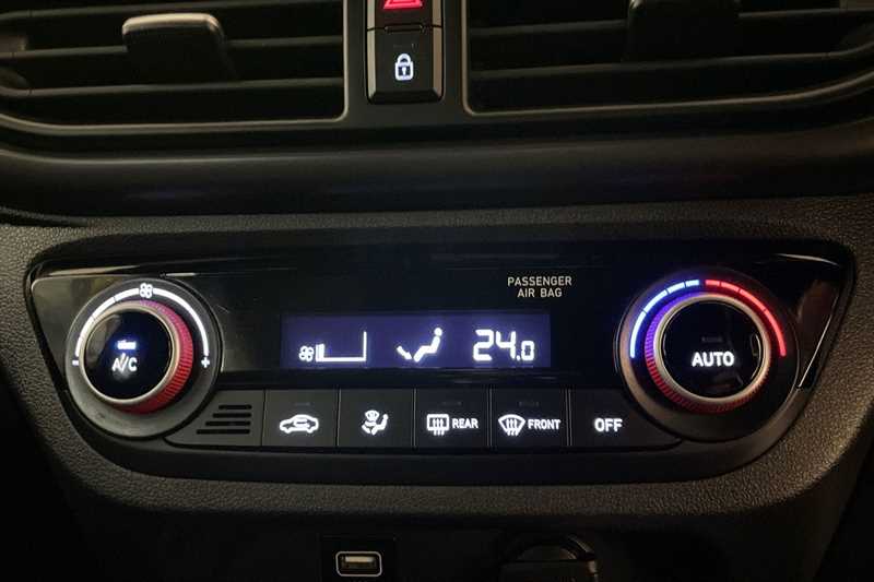 Used Hyundai i10 2022 for sale - 77146908: Photo 18