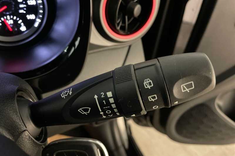 Used Hyundai i10 2022 for sale - 77146908: Photo 26