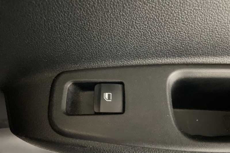 Used Hyundai i10 2022 for sale - 77146908: Photo 34