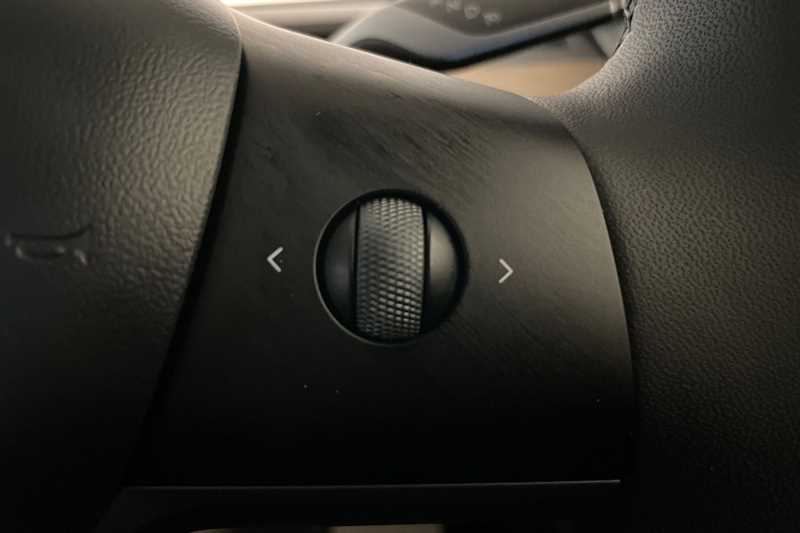 Used Tesla Model 3 2021 for sale - 76372661: Photo 22