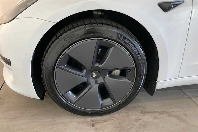 Used Tesla Model 3 2021 for sale - 76372661: Photo 9
