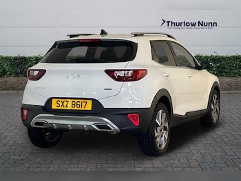 Used Kia Stonic 2023 for sale - 77158168: Photo