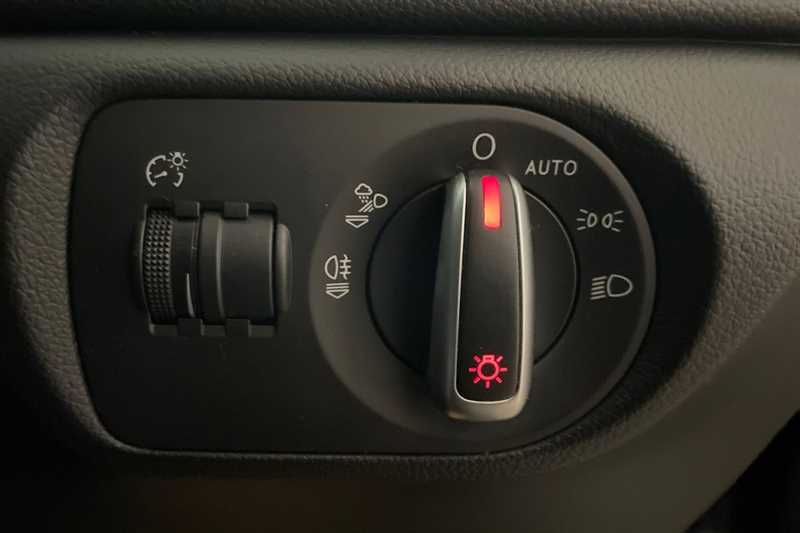 Used Audi Q3 2016 for sale - 77471275: Photo 28