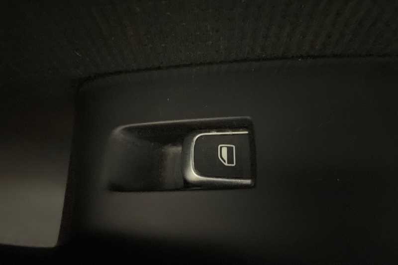 Used Audi Q3 2016 for sale - 77471275: Photo 35