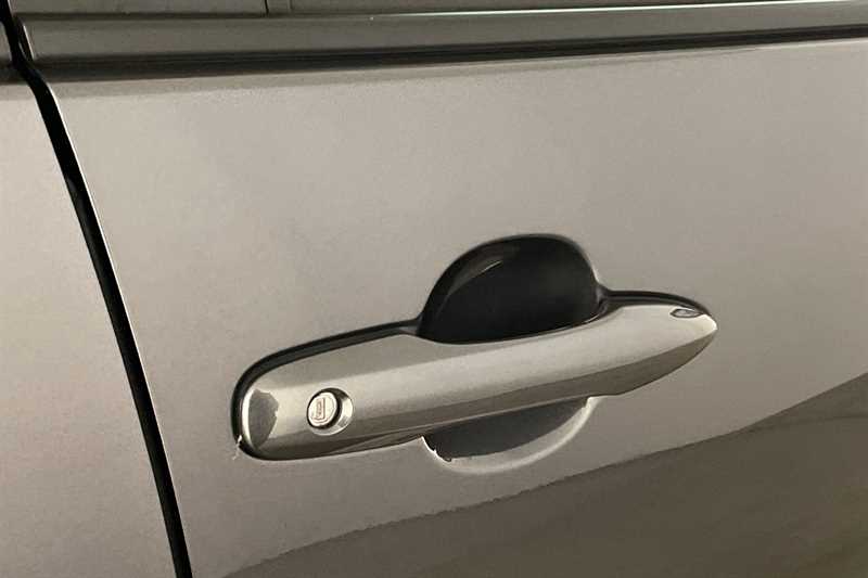 Used Toyota Yaris 2022 for sale - 77146362: Photo 37