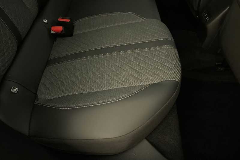 Used Peugeot E-2008 2024 for sale - 77512996: Photo 34