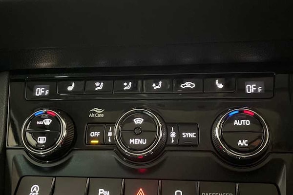 Used Skoda Karoq 2020 for sale - 76044717: Photo 15