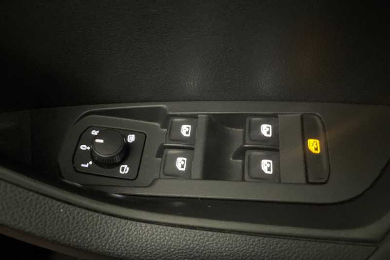 Used Skoda Karoq 2020 for sale - 76044717: Photo 21