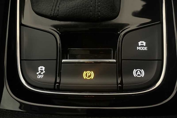 Used Skoda Karoq 2020 for sale - 76044717: Photo 31