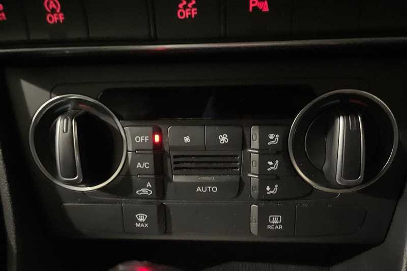 Used Audi Q3 2016 for sale - 77512947: Photo 18