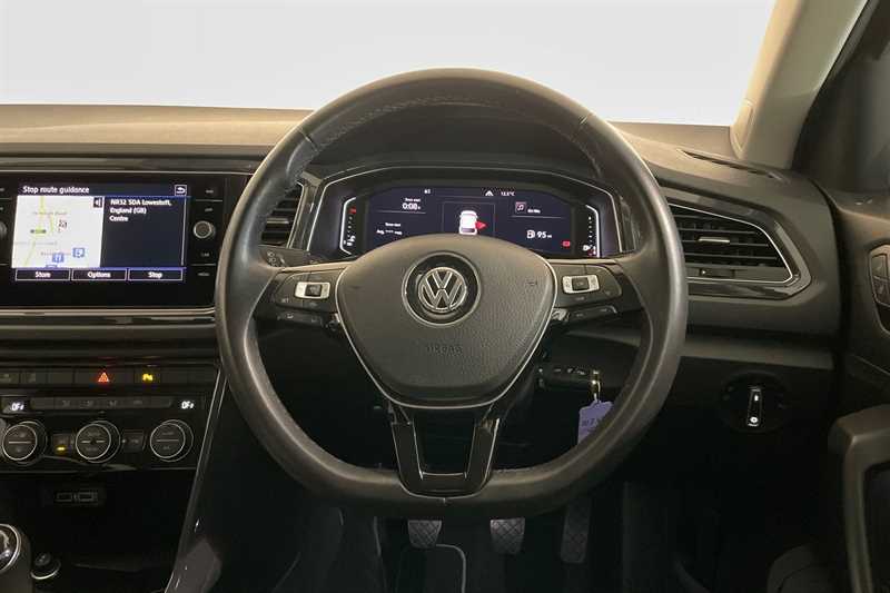 Used Volkswagen T-Roc 2019 for sale - 76390283: Photo 11