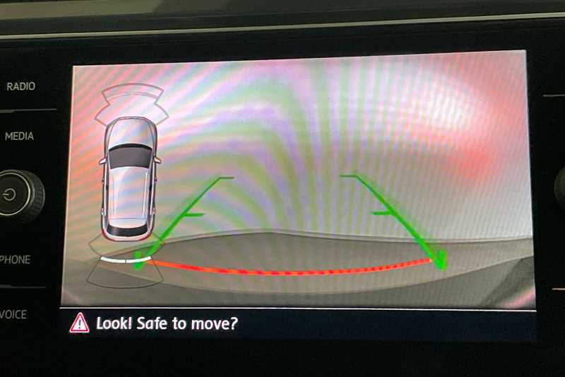 Used Volkswagen T-Roc 2019 for sale - 76390283: Photo 19