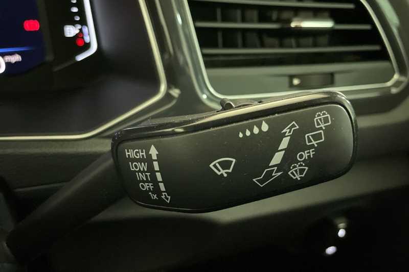 Used Volkswagen T-Roc 2019 for sale - 76390283: Photo 26