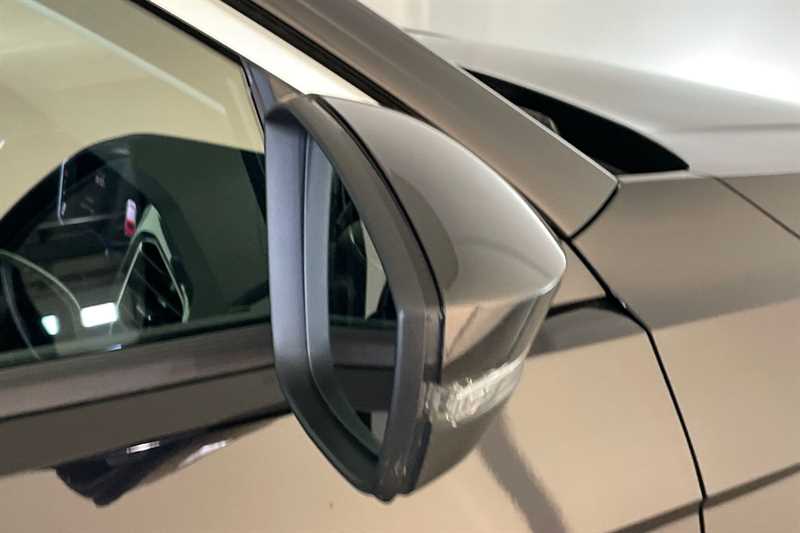 Used Volkswagen T-Roc 2019 for sale - 76390283: Photo 39