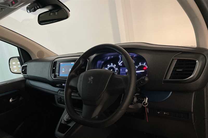 Used Peugeot Traveller 2020 for sale - 77471849: Photo 16