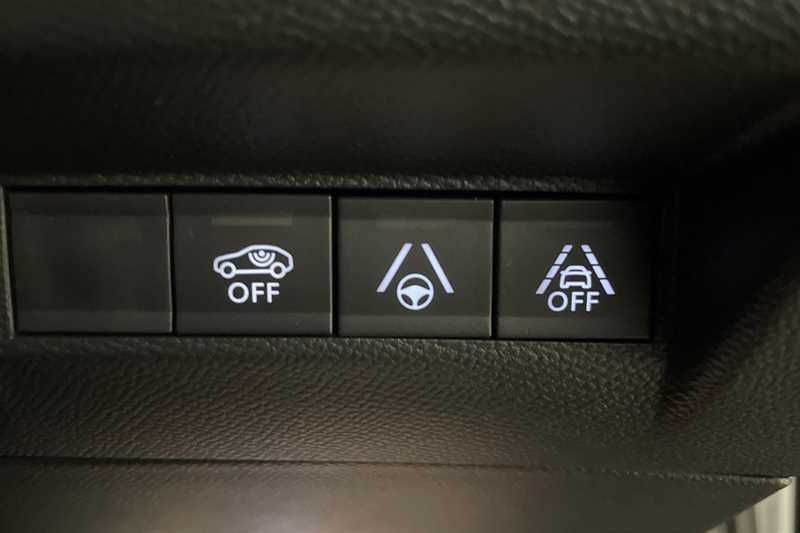 Used Peugeot 2008 2022 for sale - 76705943: Photo 28