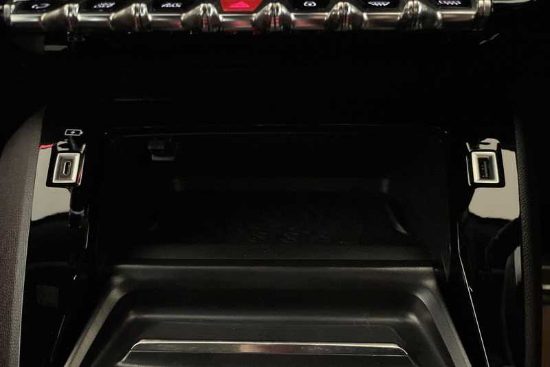 Used Peugeot 2008 2022 for sale - 76705943: Photo 31