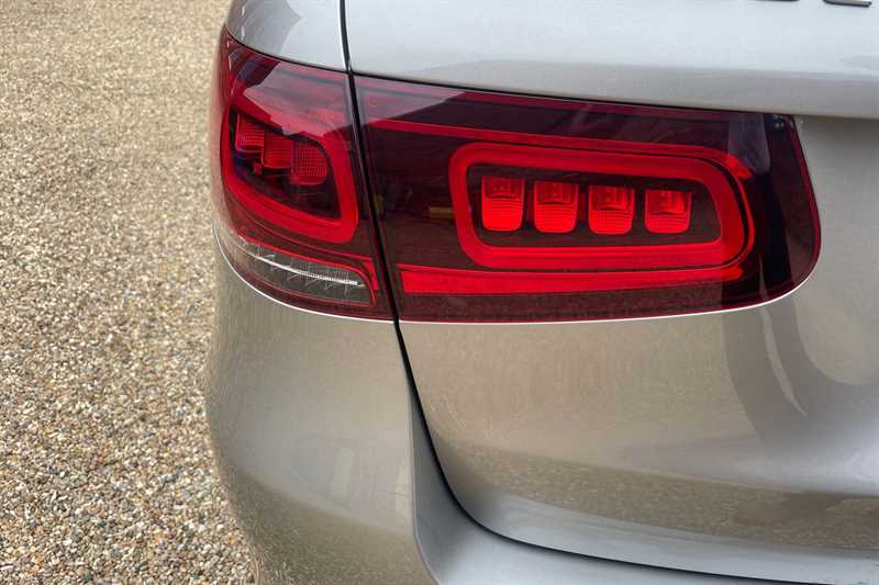 Used Mercedes-Benz GLC 2022 for sale - 76140557: Photo 34