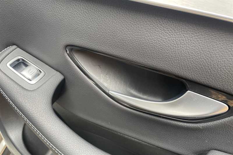 Used Mercedes-Benz GLC 2022 for sale - 76140557: Photo 53