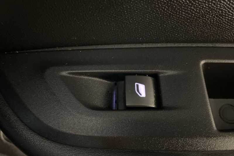 Used Peugeot 2008 2025 for sale - 77146963: Photo 37