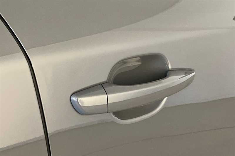 Used Peugeot 2008 2025 for sale - 77146963: Photo 40