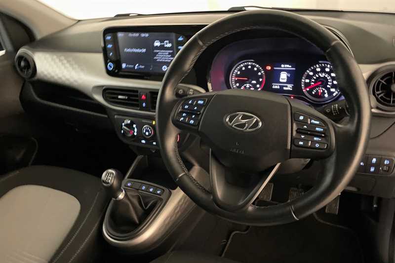 Used Hyundai i10 2020 for sale - 77512997: Photo 10