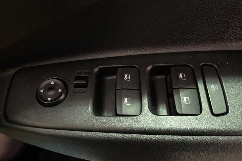 Used Hyundai i10 2020 for sale - 77512997: Photo 16