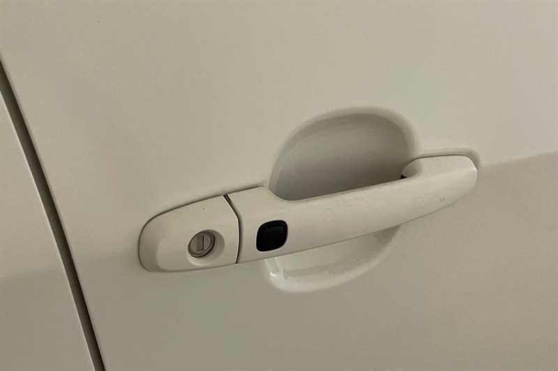 Used Peugeot 108 2019 for sale - 77513080: Photo 38