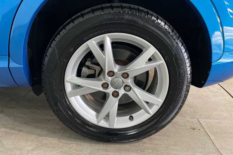 Used Audi Q3 2017 for sale - 76204288: Photo 12