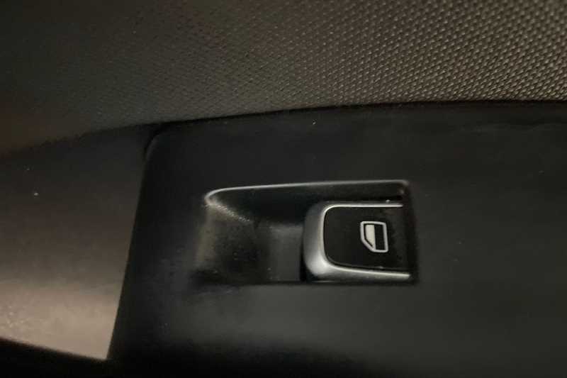 Used Audi Q3 2017 for sale - 76204288: Photo 34
