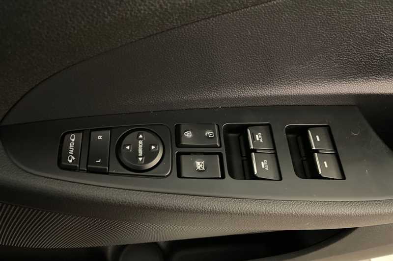 Used Hyundai TUCSON for sale - 76420563: Photo 18