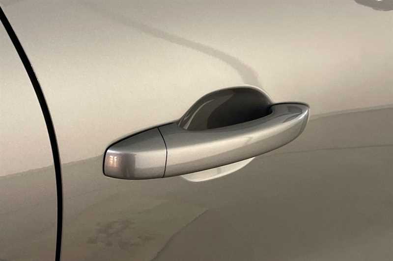 Used Renault Captur 2022 for sale - 77146052: Photo 40