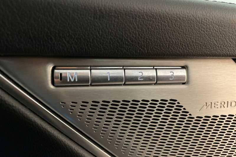 Used Jaguar F-Pace 2022 for sale - 76328413: Photo 28