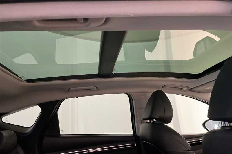 Used Hyundai TUCSON 2023 for sale - 78118032: Photo 2