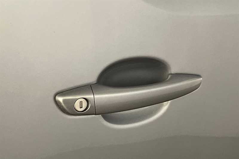 Used Peugeot Traveller 2020 for sale - 77513484: Photo 38