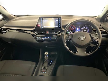 Used Toyota C-HR 2022 for sale - 75259484: Photo