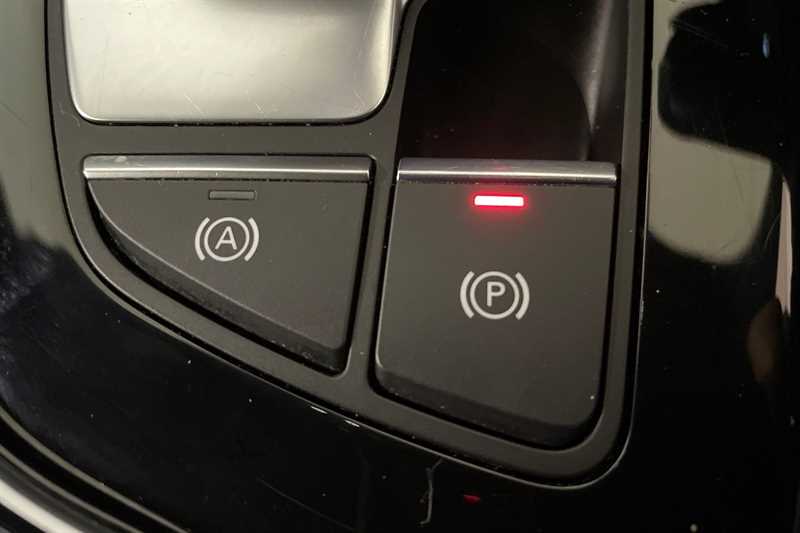 Used Audi A4 2020 for sale - 77146264: Photo 32