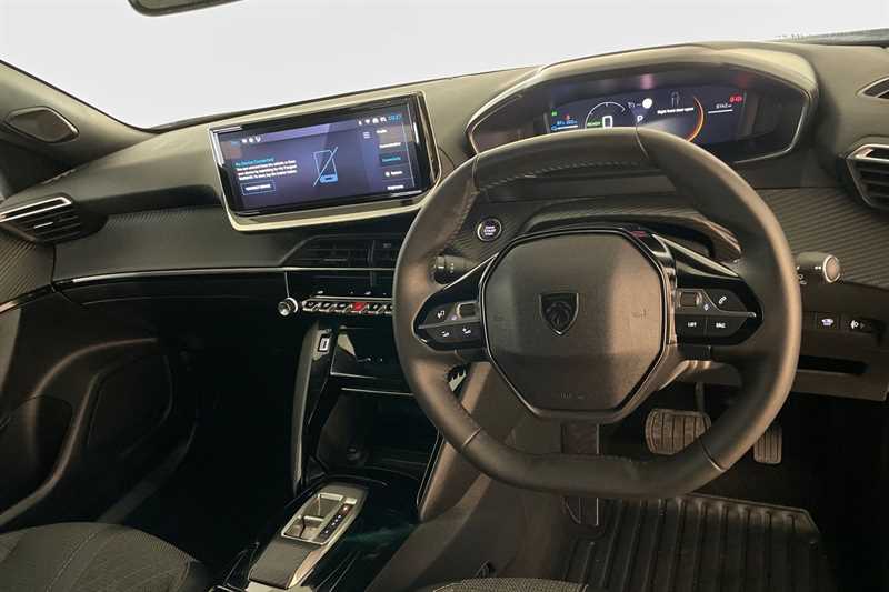 Used Peugeot E-2008 2024 for sale - 76515086: Photo 14