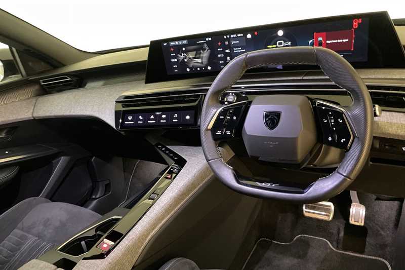 Used Peugeot E-3008 2024 for sale - 76315846: Photo 13