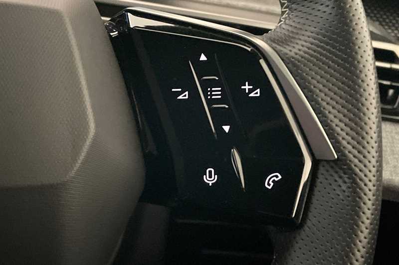 Used Peugeot E-3008 2024 for sale - 76315846: Photo 22