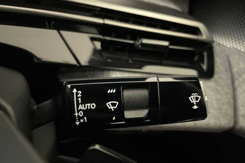Used Peugeot E-3008 2024 for sale - 76315846: Photo 26