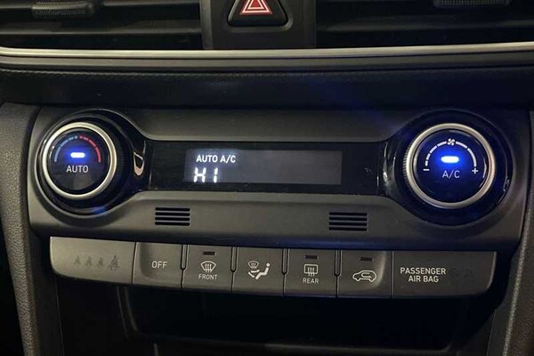 Used Hyundai KONA 2019 for sale - 76074688: Photo 15