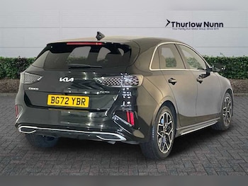 Used Kia Ceed 2022 for sale - 76842342: Photo